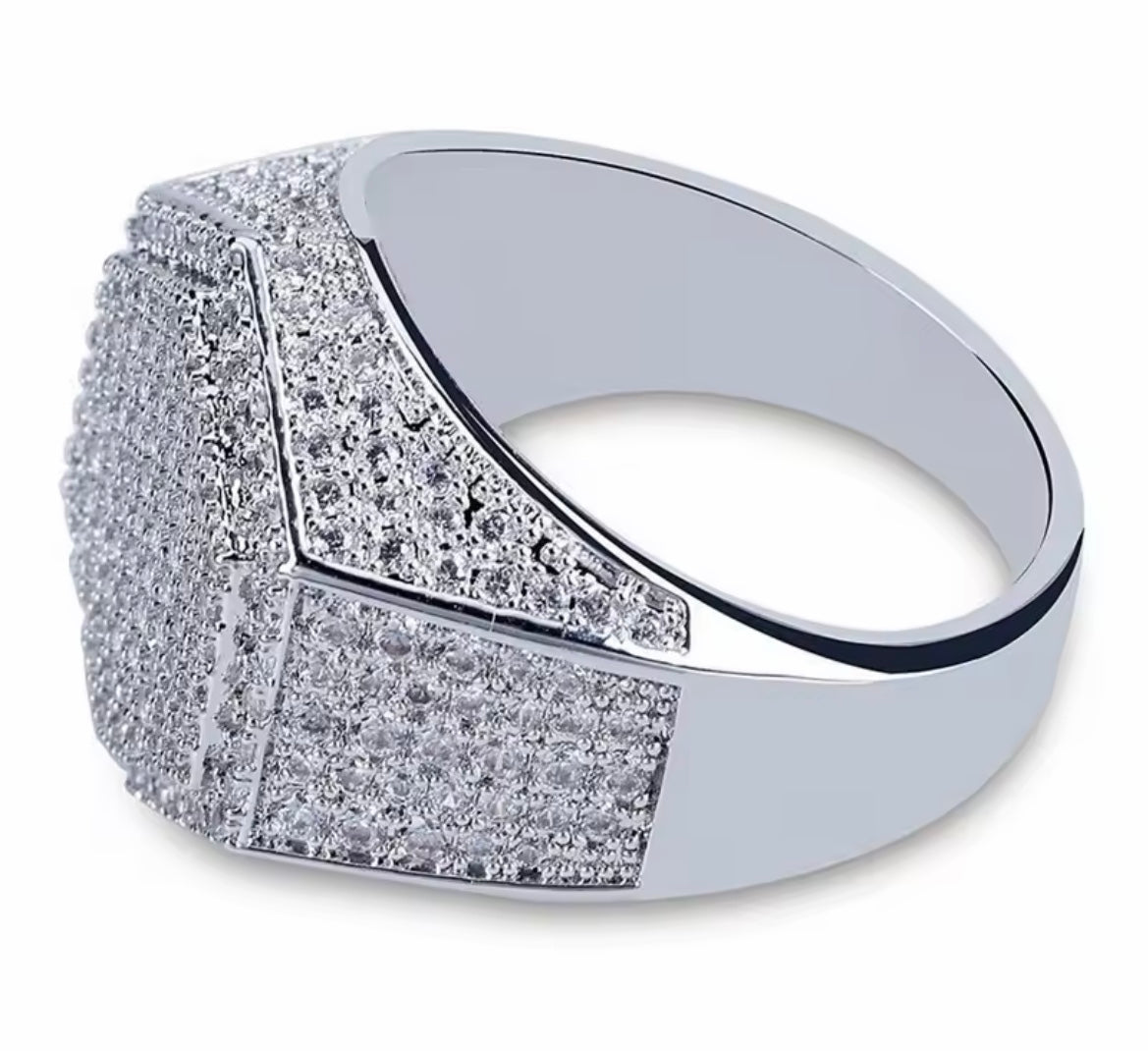 Polygon Ring Iced Out